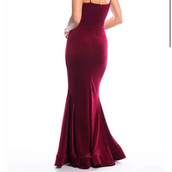 COPY - Jay Bari Mermaid Gown - Picture 2 of 3